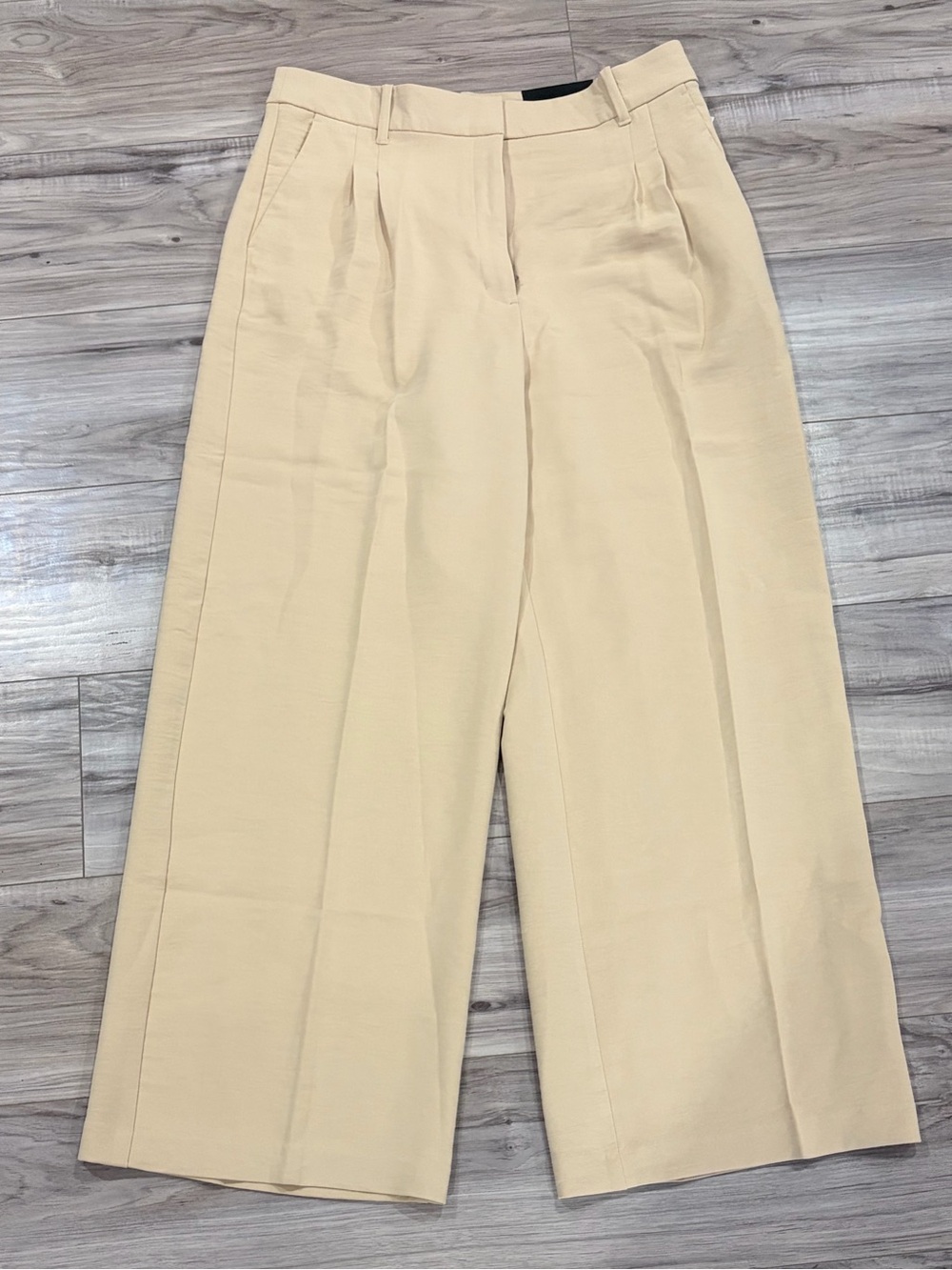 Reitmans Wide Leg Pants in Light Beige